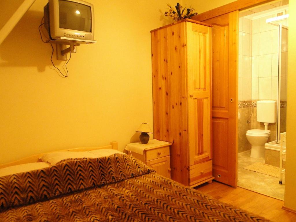 Pokoje Goscinne U Gordona Poronin Habitación foto